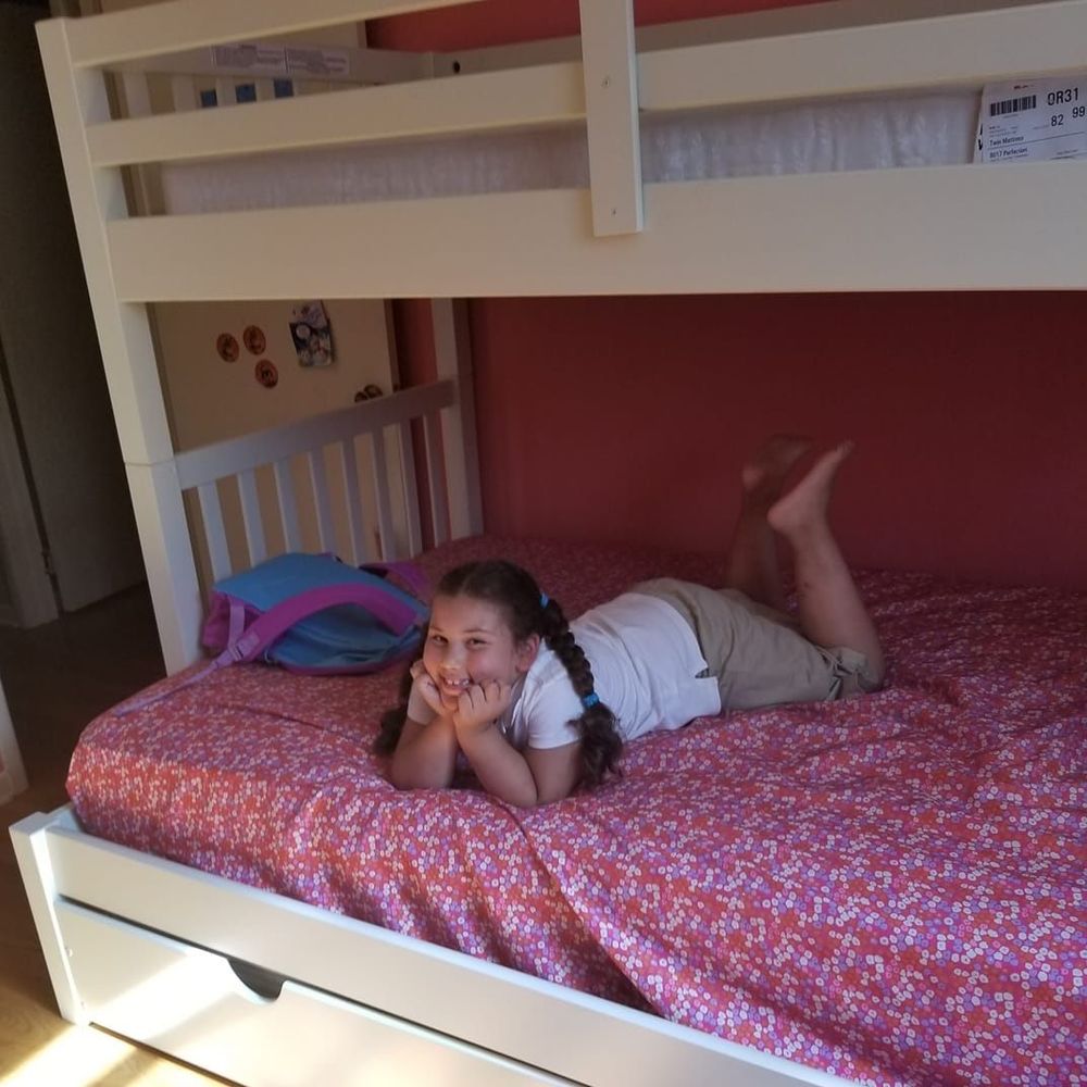 Meet your Posher, Roxanne
